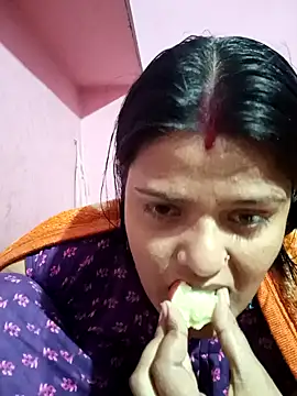 Hot Pakhi online show from 01/10/25, 01:31