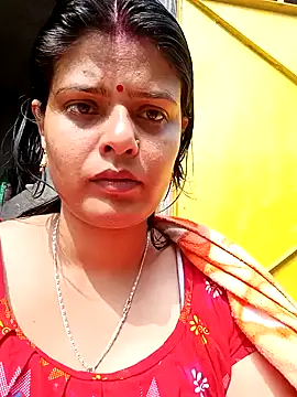 Hot Pakhi online show from 01/15/25, 05:29