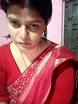 Hot Pakhi online show from 01/20/25, 08:30