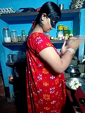 Hot Pakhi online show from 01/30/25, 12:59