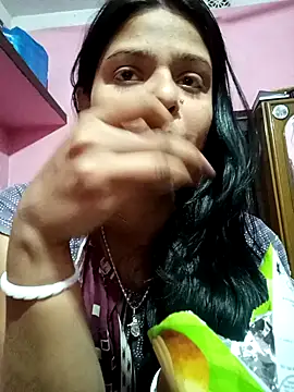 Hot Pakhi online show from 02/10/25, 11:36
