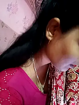 Hot Pakhi online show from 02/12/25, 03:16