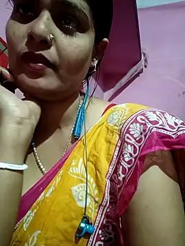 Hot Pakhi online show from 02/14/25, 11:42