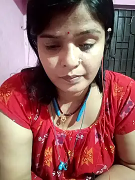 Hot Pakhi online show from 03/10/25, 04:14
