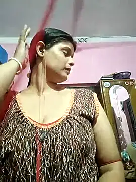 Hot Pakhi online show from 03/19/25, 12:45