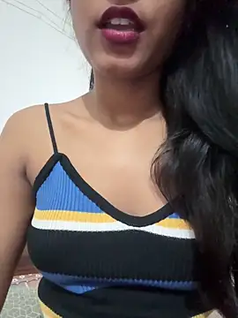 Snapshot of Hot_Goldengirl chatting on 09/11/25, 11:43 Hot Goldengirl online show from 09/11/25, 11:43