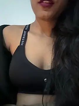 Hot Goldengirl online show from 02/05/26, 08:24