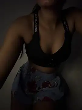 Hot Goldengirl online show from 05/16/26, 08:07