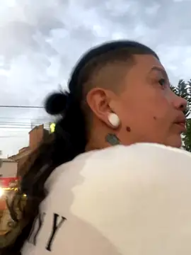 luisa16xxx online show from 12/01/24, 11:04