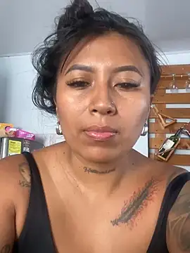 luisa16xxx online show from 03/18/25, 07:53