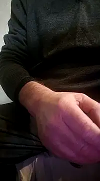 Snapshot of pagani5656 chatting on 02/12/25, 10:03 pagani5656 online show from 02/12/25, 10:03