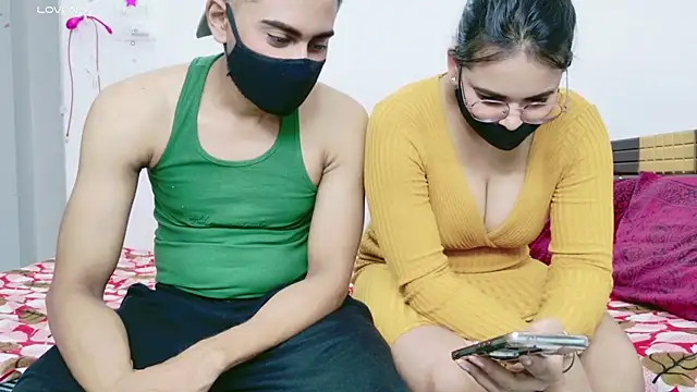 Snapshot of RupaliDixit chatting on 10/14/25, 05:58 RupaliDixit online show from 10/14/25, 05:58