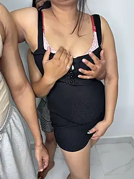 RupaliDixit online show from 11/30/25, 04:55