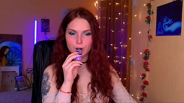 Snapshot of Jenna_Sativa chatting on 06/06/26, 01:49 Jenna Sativa online show from 06/06/26, 01:49