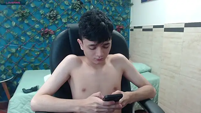 Waturox online show from 02/11/25, 10:07