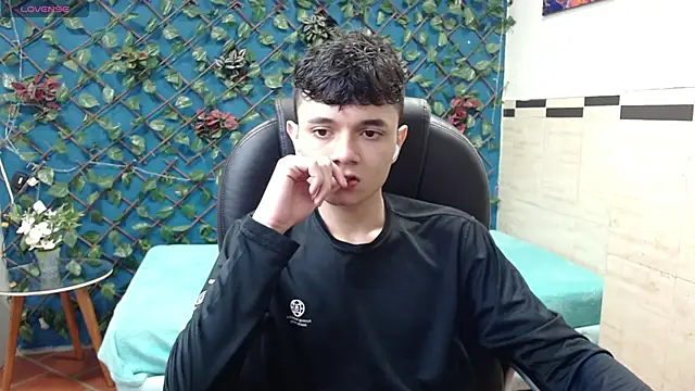 Waturox online show from 03/04/25, 07:22