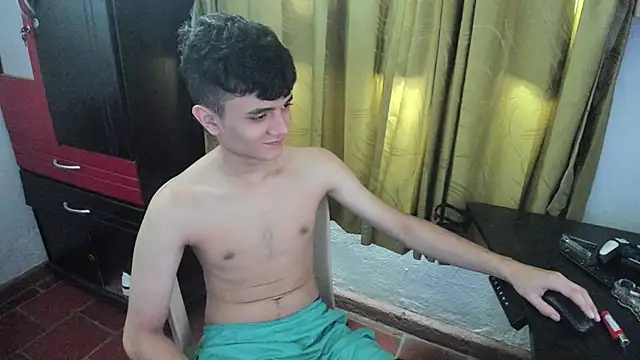 Waturox online show from 12/16/25, 03:50