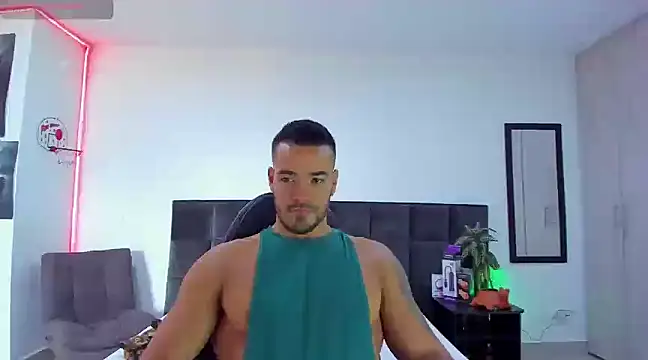 Alexander Martines online show from 03/17/25, 07:48