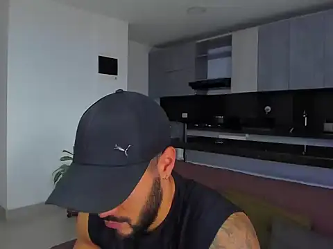 Alexander Martines online show from 11/20/25, 08:52