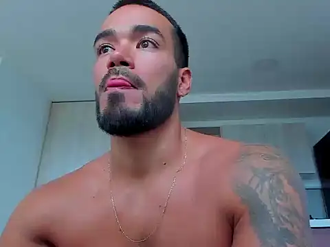 Snapshot of Alexander_Martines chatting on 04/24/26, 09:17 Alexander Martines online show from 04/24/26, 09:17