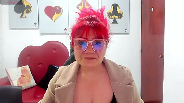 Salomeediaz  online show from 11/28/25, 09:06