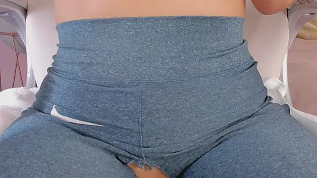 Mariapettit online show from 04/22/26, 12:28