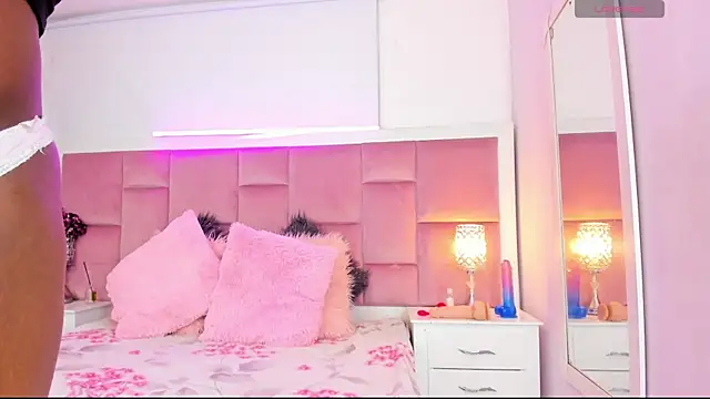 DaphneLloyd online show from 12/03/24, 07:33