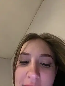 Snapshot of PamelaXX_ chatting on 02/25/26, 04:00 PamelaXX online show from 02/25/26, 04:00