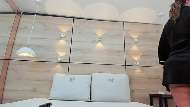 martina touss online show from 03/07/25, 01:42