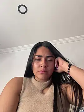 Charlotte cute18 online show from 12/14/24, 05:14