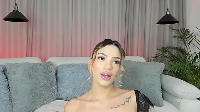 Snapshot of Ameliadickens chatting on 07/23/26, 07:23 Ameliadickens online show from 07/23/26, 07:23