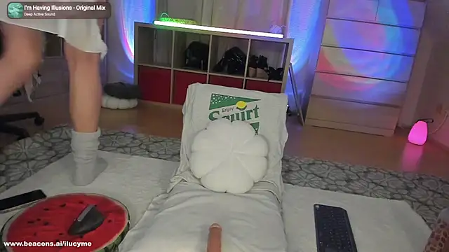 ilucyme online show from 11/02/25, 06:21