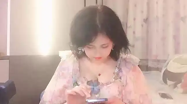 Snapshot of Hanicarrot chatting on 02/10/25, 02:37 Hanicarrot online show from 02/10/25, 02:37