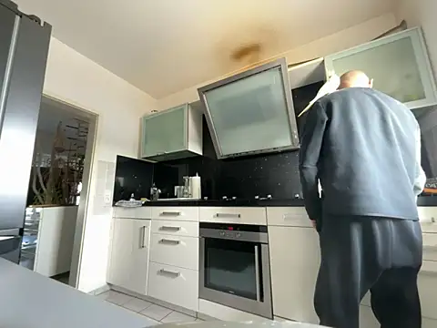 Snapshot of Germankink chatting on 12/04/24, 10:35 Germankink online show from 12/04/24, 10:35