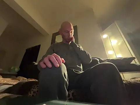 Snapshot of Germankink chatting on 01/02/25, 04:02 Germankink online show from 01/02/25, 04:02