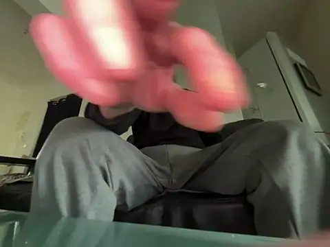 Snapshot of Germankink chatting on 01/04/25, 09:54 Germankink online show from 01/04/25, 09:54