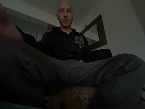 Snapshot of Germankink chatting on 02/24/25, 04:36 Germankink online show from 02/24/25, 04:36