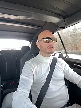 Snapshot of Germankink chatting on 03/07/25, 11:40 Germankink online show from 03/07/25, 11:40