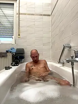 Snapshot of Germankink chatting on 10/16/25, 04:08 Germankink online show from 10/16/25, 04:08