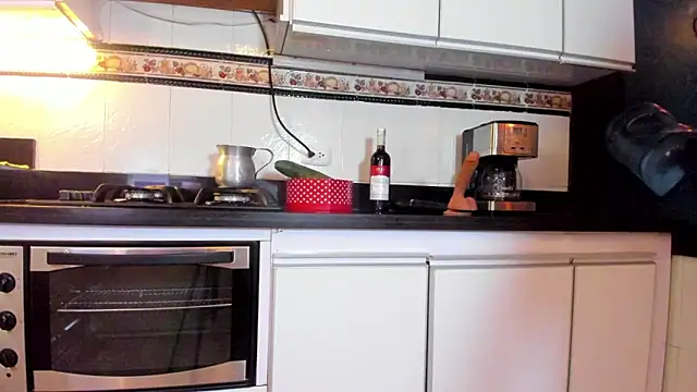 Hotsamantamature online show from 02/28/25, 08:07