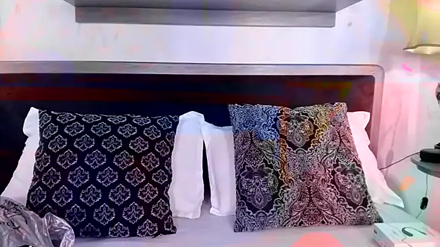 Hotsamantamature online show from 03/15/25, 07:38