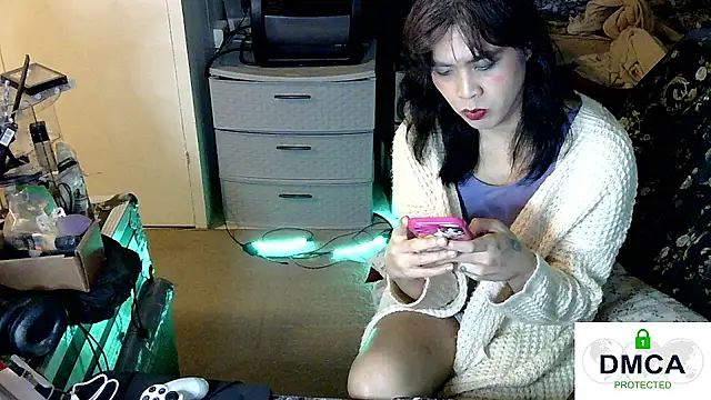 Snapshot of tashakaixxx chatting on 02/03/25, 04:41 tashakaixxx online show from 02/03/25, 04:41