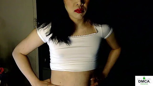 Snapshot of tashakaixxx chatting on 03/15/25, 06:43 tashakaixxx online show from 03/15/25, 06:43