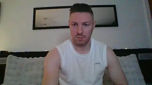 Snapshot of Fit4fun24 chatting on 12/03/24, 10:40 Fit4fun24 online show from 12/03/24, 10:40