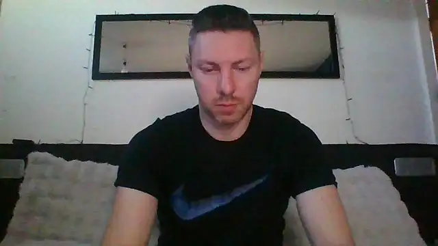 Snapshot of Fit4fun24 chatting on 02/24/25, 04:47 Fit4fun24 online show from 02/24/25, 04:47