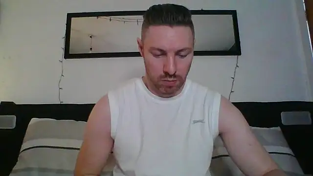 Snapshot of Fit4fun24 chatting on 09/15/25, 03:23 Fit4fun24 online show from 09/15/25, 03:23