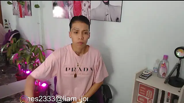 Jonesliam23 online show from 02/08/25, 11:02