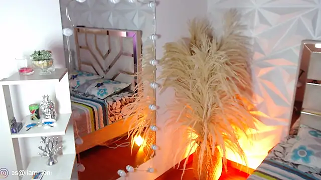 Jonesliam23 online show from 03/16/26, 07:18