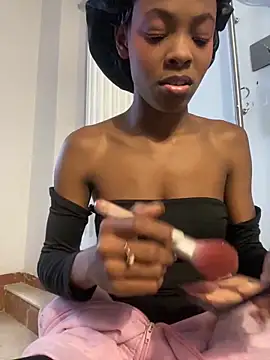 adaraSmiith online show from 12/12/24, 11:29