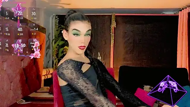 Snapshot of the-horus-girl chatting on 06/06/26, 01:43 the-horus-girl online show from 06/06/26, 01:43